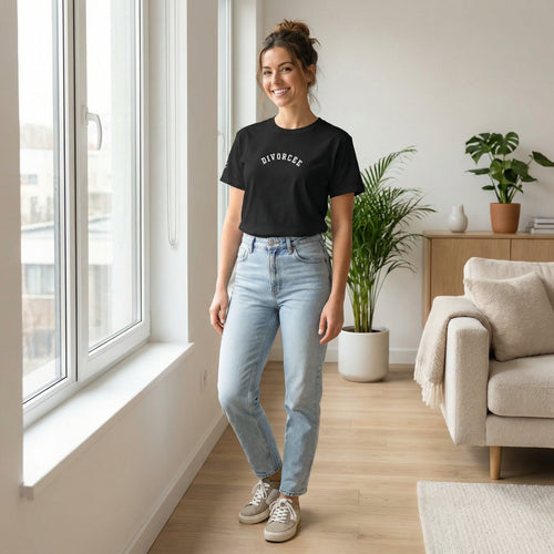 Divorcee Unisex t-shirt